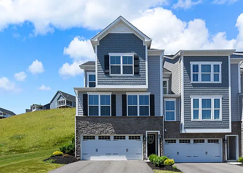 409 Spruce Ln Photo 1
