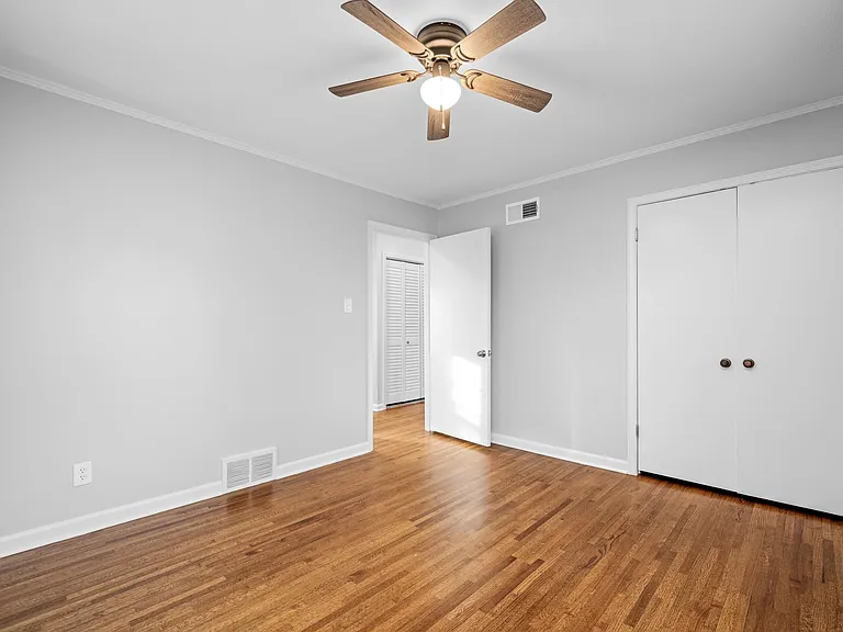 1453 Colonial Rd — Photo 17