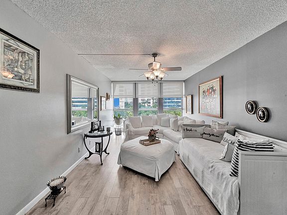 5th image of 501 Three Islands Boulevard #517
