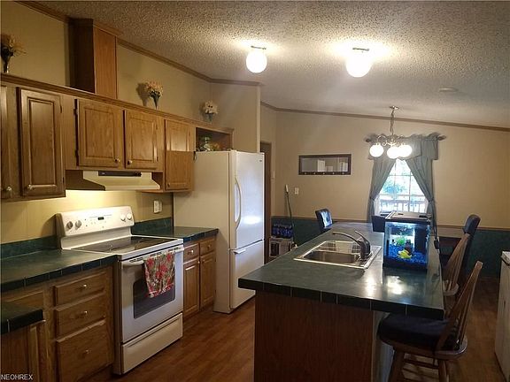 4th image of 1161 11th Dr NW