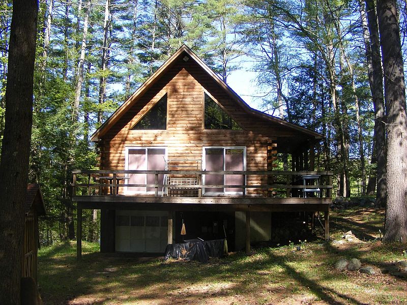 3rd image of 26 PINE Street