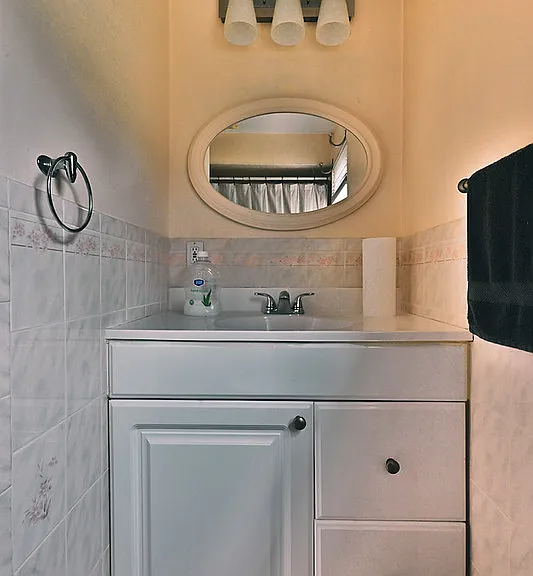 43 Christopher St — Photo 8