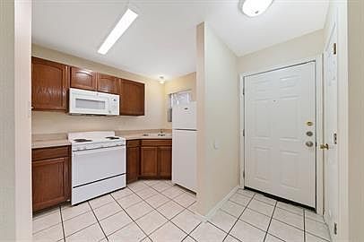 1st image of 414 Cupples Rd #1-202-1