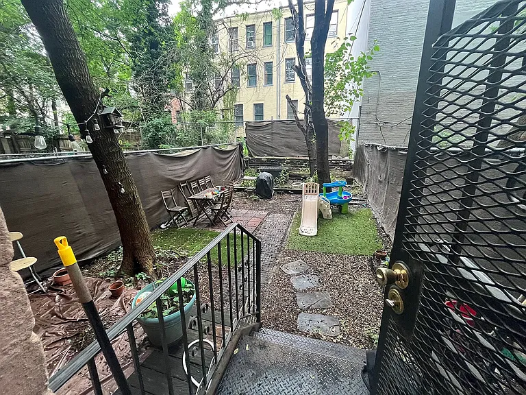 559 W 161st St #1A — Photo 7