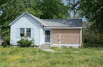 5th image of 326 Coan Harbour Dr
