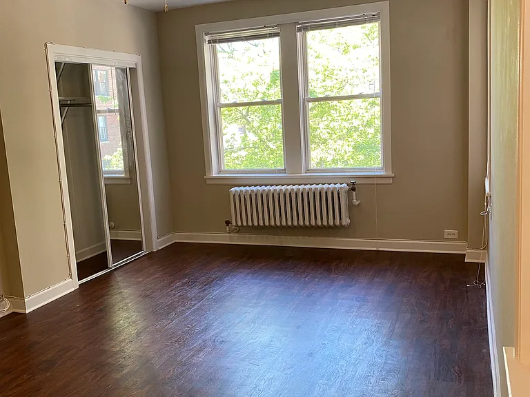 432 W Belmont — Photo 27