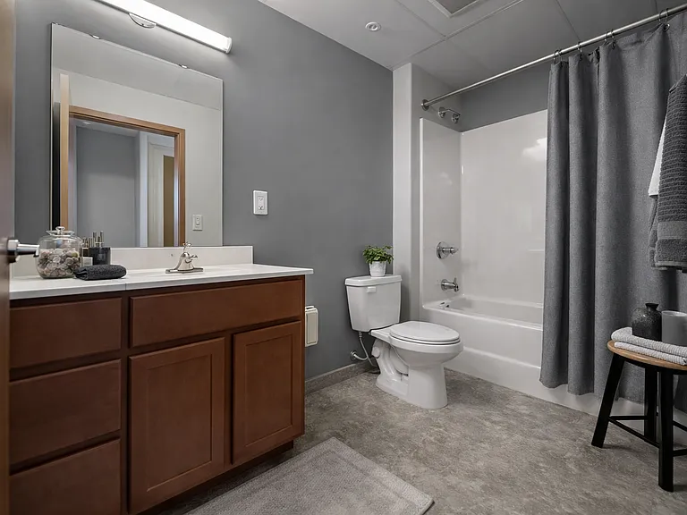 Abbott Apartments — Photo 6