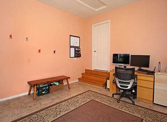 4th image of 1271 Grassy Ct
