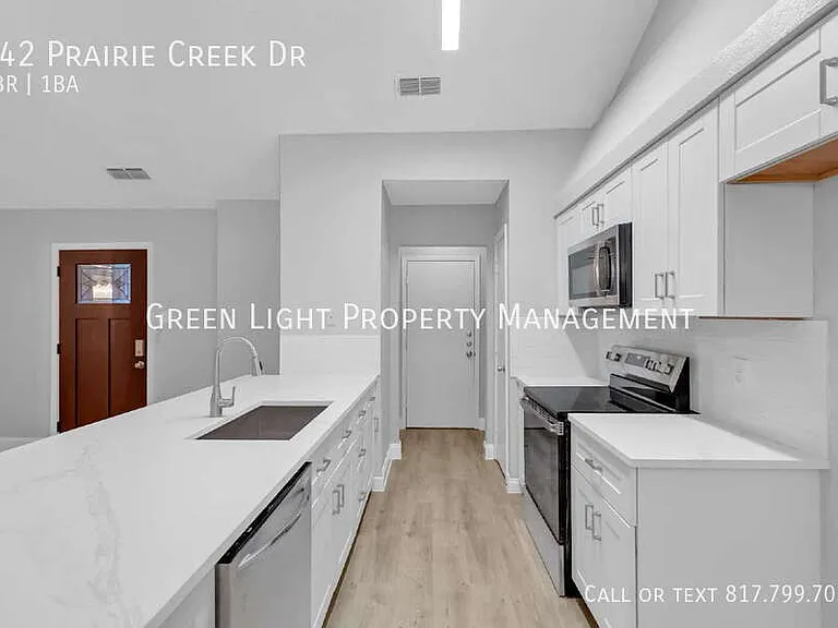 742 Prairie Creek Dr — Photo 7