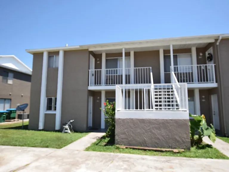 112 Cory Ln — Photo 1