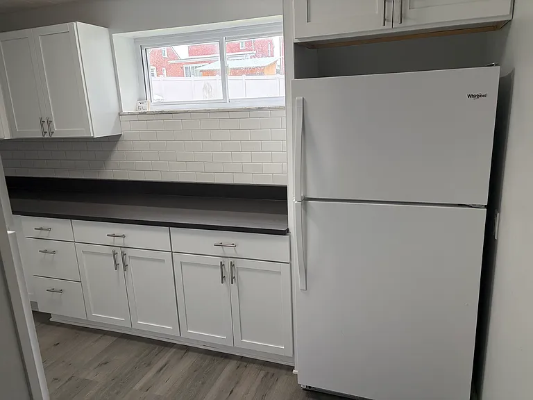 906 Erdner Ave #1 — Photo 3