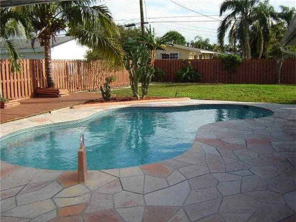 4509 W Park Rd, Hollywood, FL 33021
