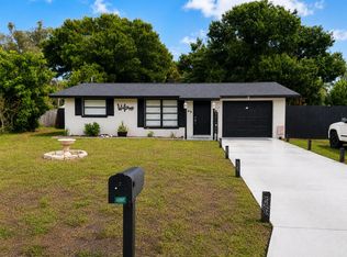 3911 25th St W, Bradenton, FL 34205