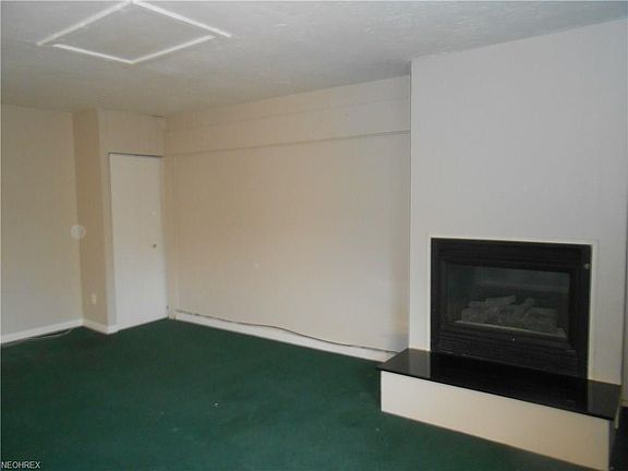 5th image of 322 Rowan Dr