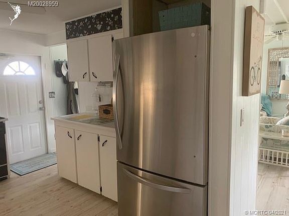 5th image of 6307 S Ficus Ln