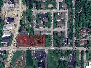 999 S Eastwood Dr, Woodstock, IL 60098