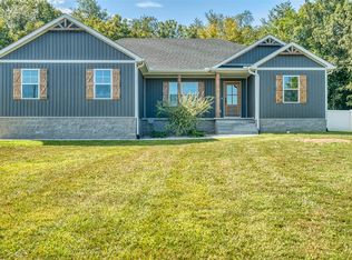 575 E Main St, Auburn, KY 42206