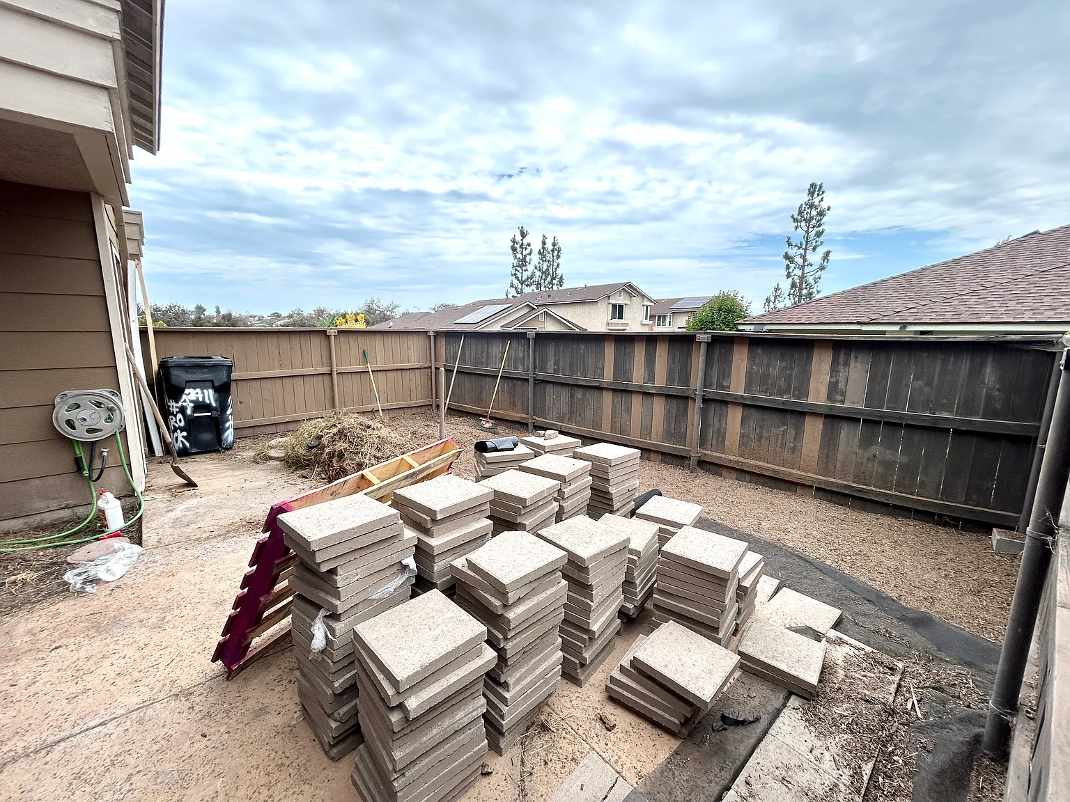 3 bed, 1183 sqft, $3,045 — Photo 3