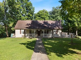 325 Chestnut Grove Rd, Parksville, KY 40464