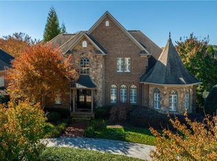 5504 Summer Hill Ln, Winston Salem, NC 27106