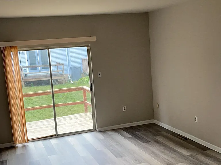 806 Cobble Creek Curv #806 — Photo 7