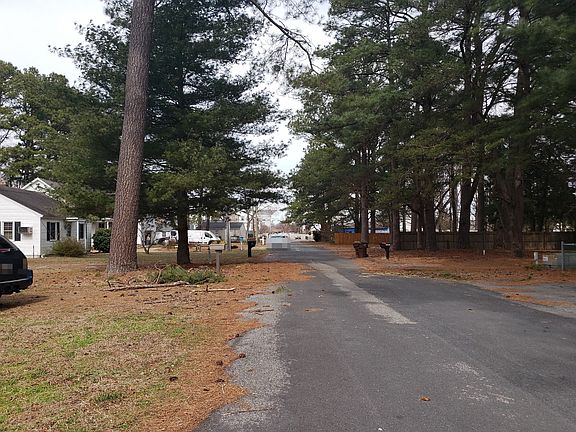 5th image of 1514 Tulip Dr