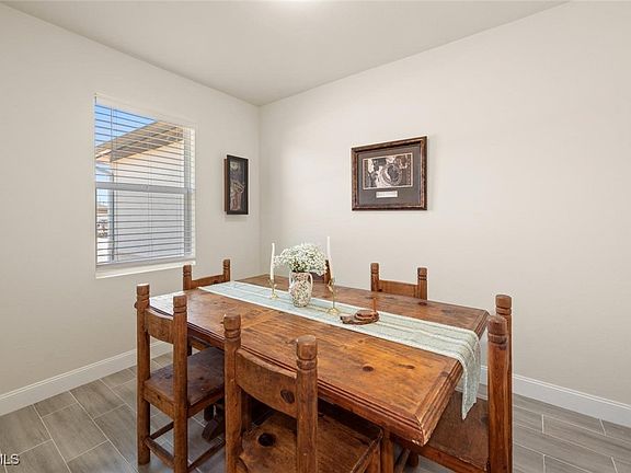 4th image of 6139 Hendley Ct