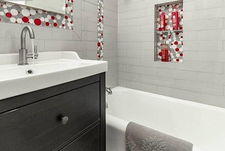 1st image of 411 Bellevue Ave E APT 204