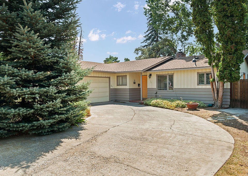 1st image of 668 NE Ochoco Ave