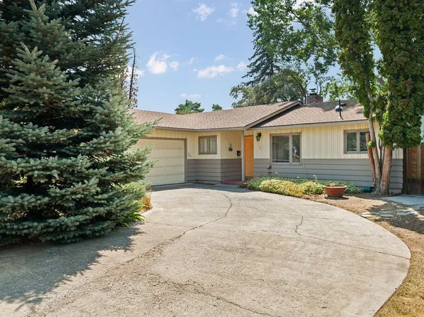 668 NE Ochoco Ave, Prineville, OR 97754