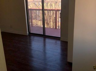 828 N 26th St FLOOR 2, Philadelphia, PA 19130