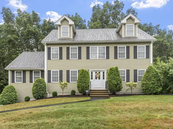 10 Kristine Ln, Haverhill, MA 01832