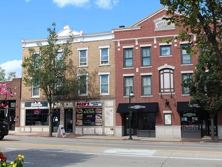 206 W Main St #3A — Photo 1