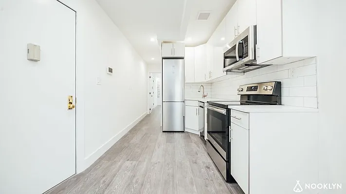 Rented by Nooklyn NYC LLC | media 4