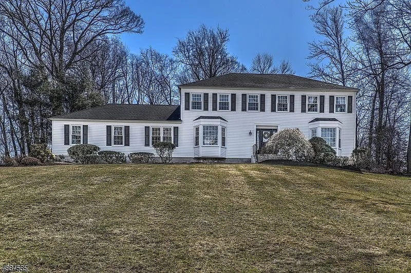 10 India Brook Ln photo 1