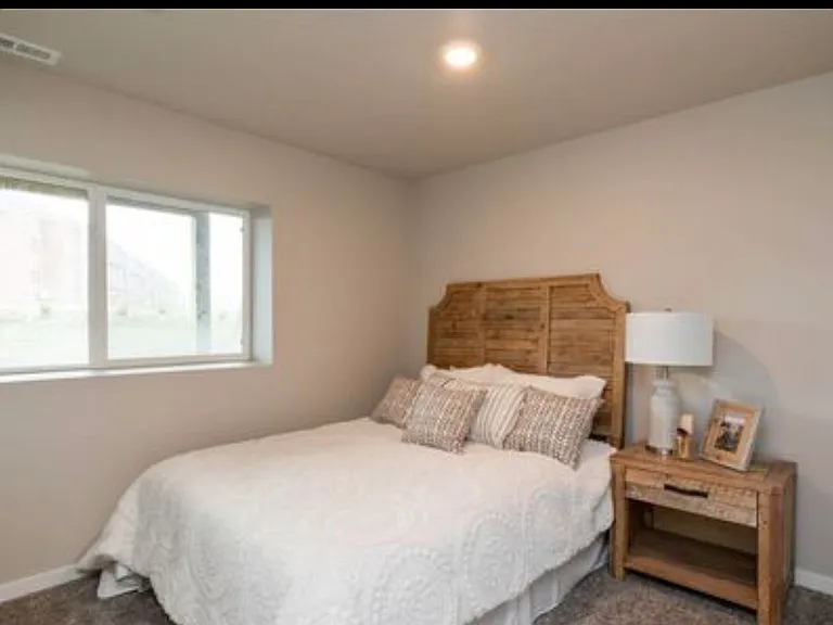 391 NE Mink Dr — Photo 7