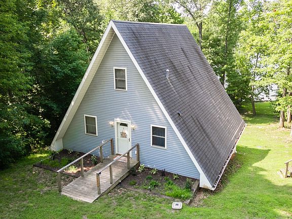 4th image of 714 Cumberland Dr