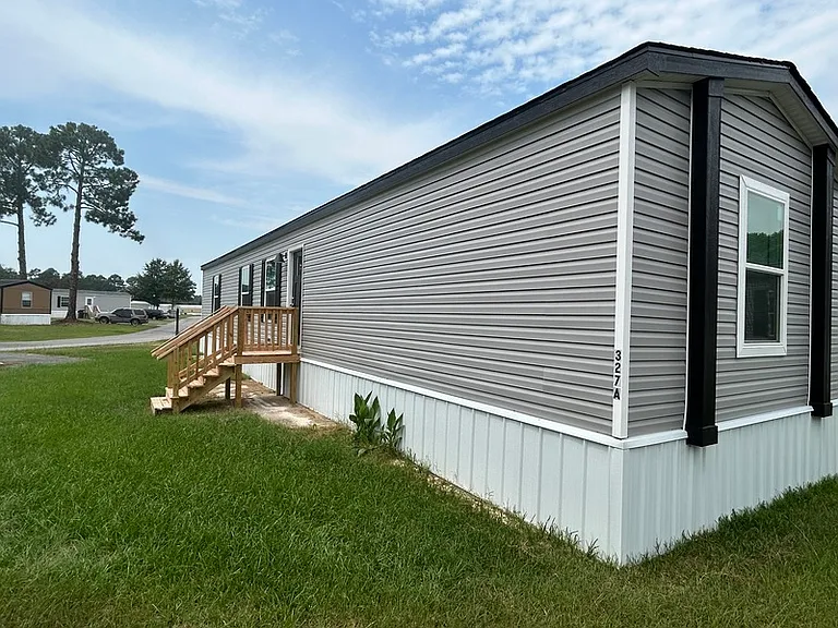 327A Picardy Dr — Photo 4