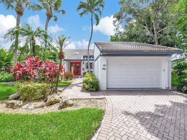 29 Villa Lane, Boynton Beach, FL 33436