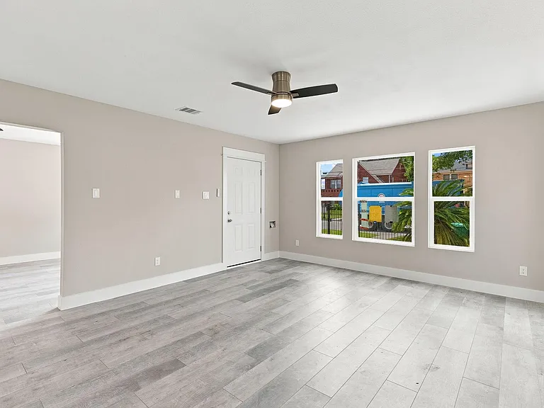 1825 Rosedale St — Photo 10