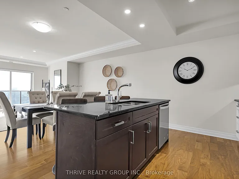 505 Talbot St #2104 — Photo 9