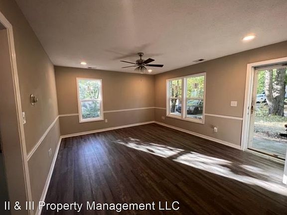 2nd image of 6007 Everett Ave
