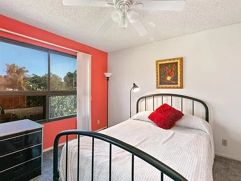 540 Hawthorn St #3A — Photo 60