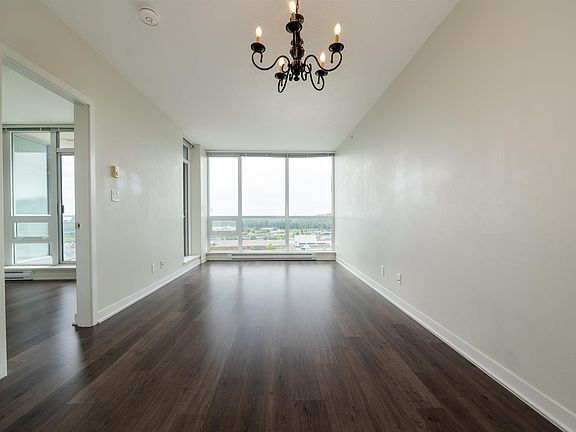 5th image of 2975 Atlantic Ave #1605