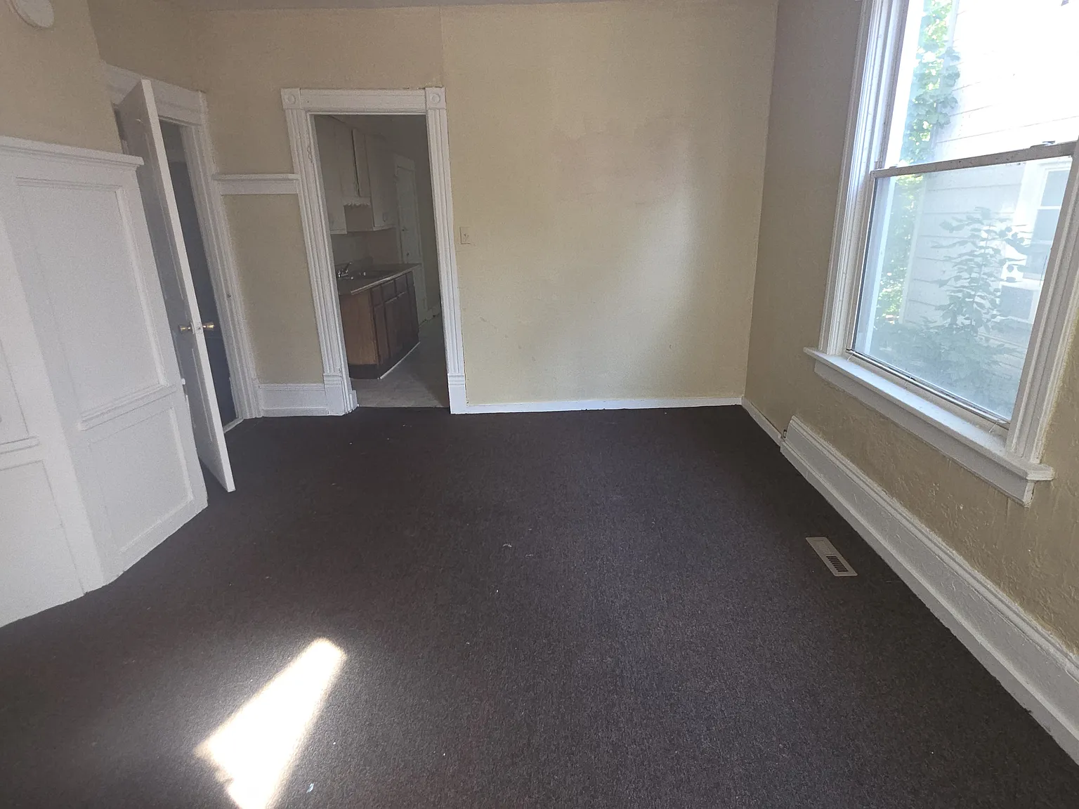 2 bed, $975 — Photo 4