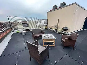 Rented by Tapiro Realty