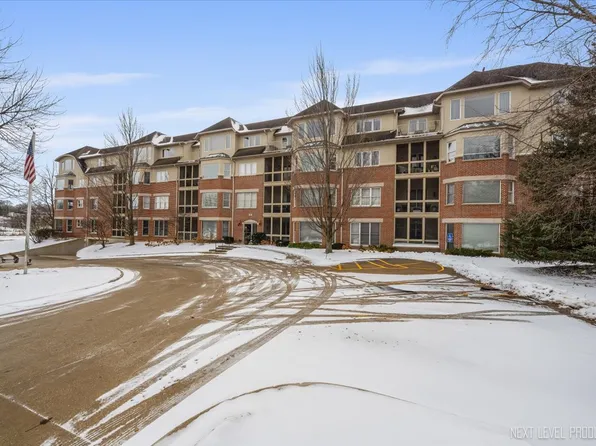 100 N River Ln Unit 203, Geneva, IL 60134