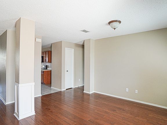 4th image of 3022 Dusty Ridge Dr