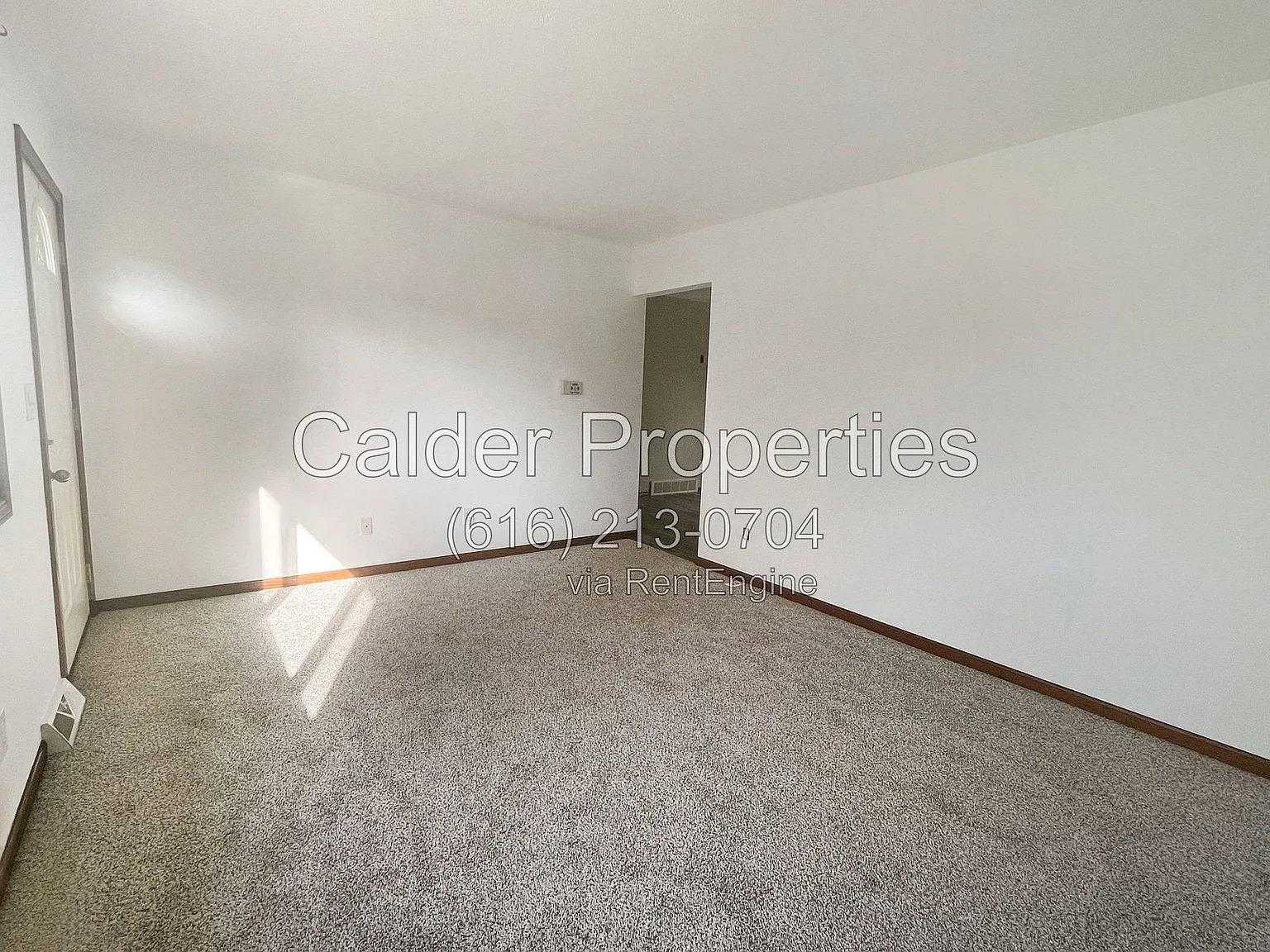 4 bed, 2.0 bath, 1504 sqft, $2,995 — Photo 4