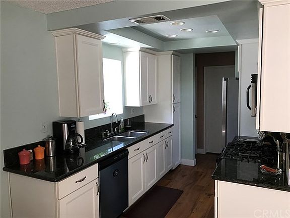 4th image of 21818 Belshire Ave Unit 1